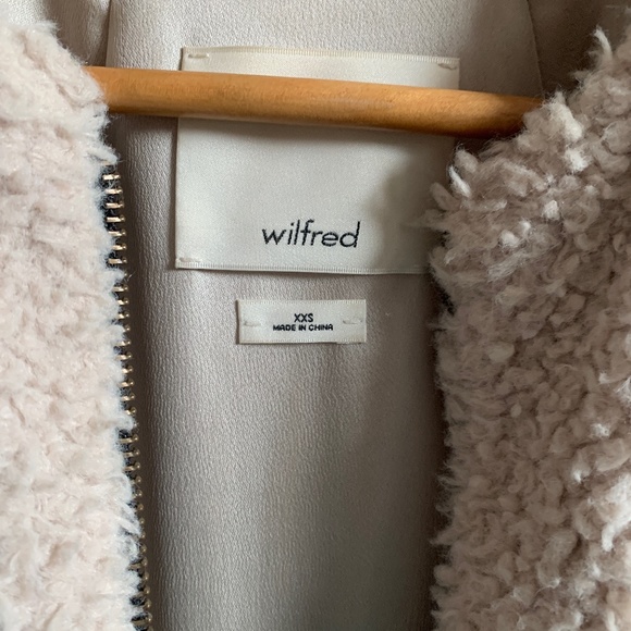 Wilfred Sherpa Vest - Picture 6 of 6